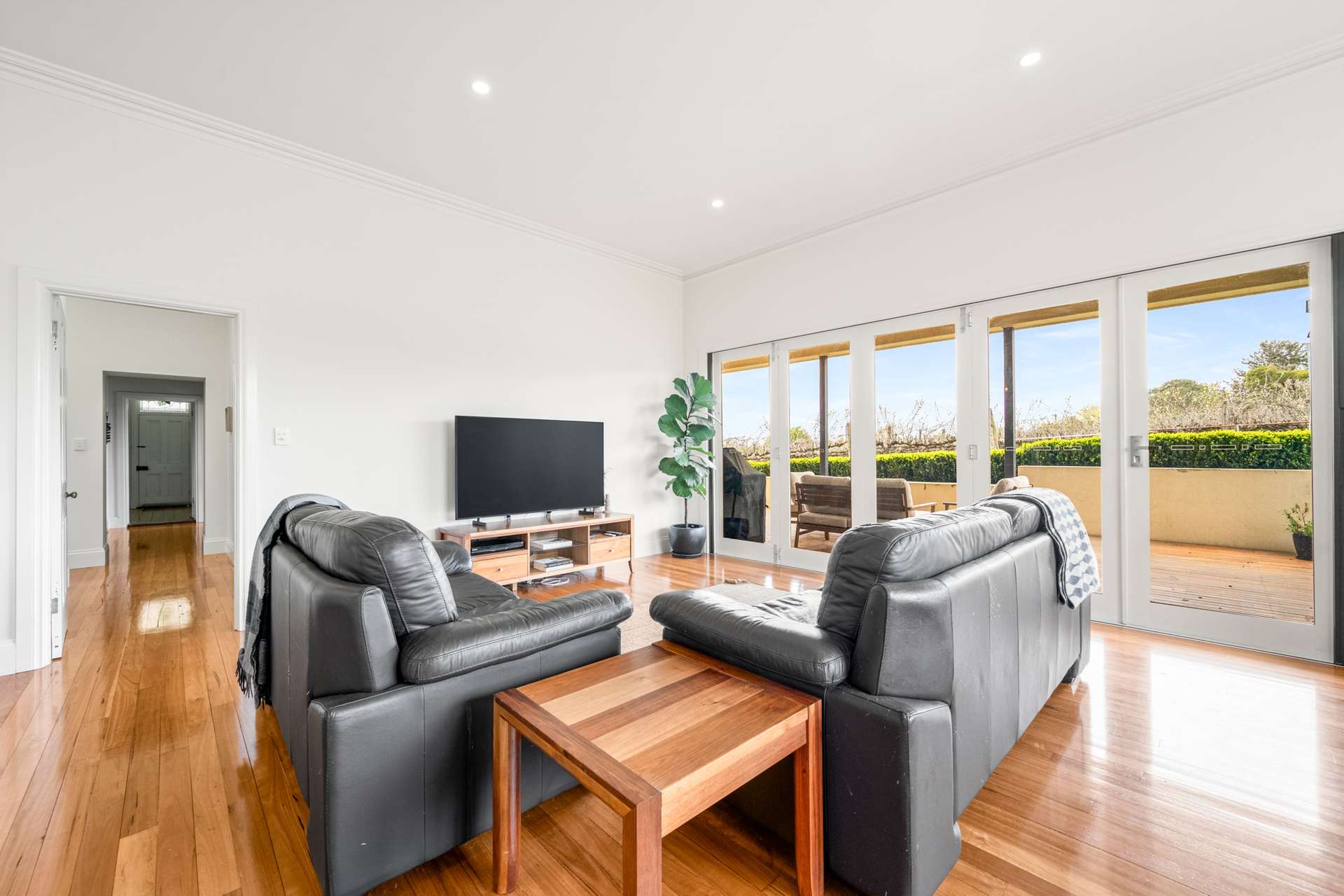 192 Square Mile Road, Yahl For Sale by Farmbuy.com - image 9