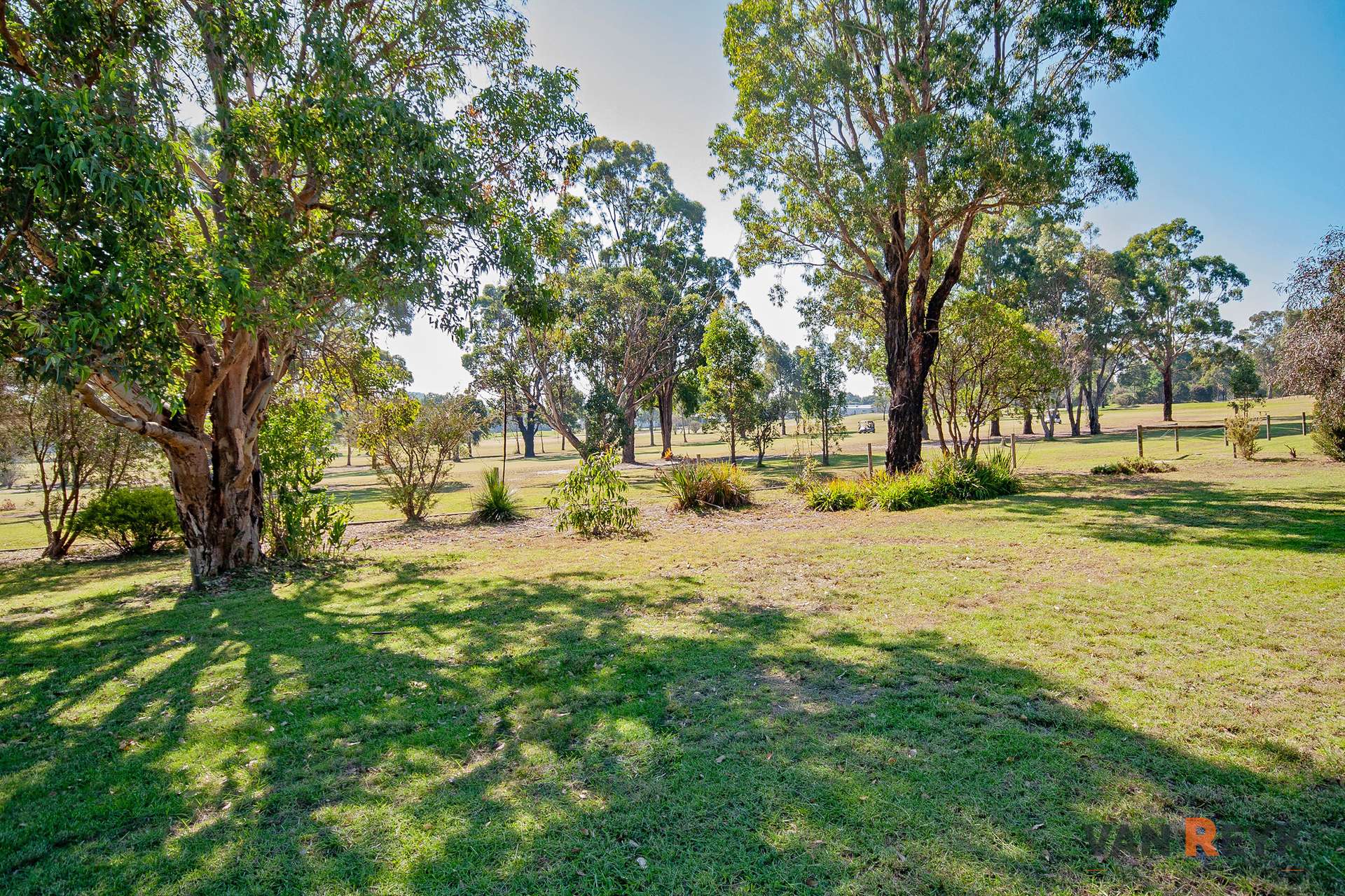 60 Kings Cove Boulevard, Metung For Sale by Farmbuy.com - image 9