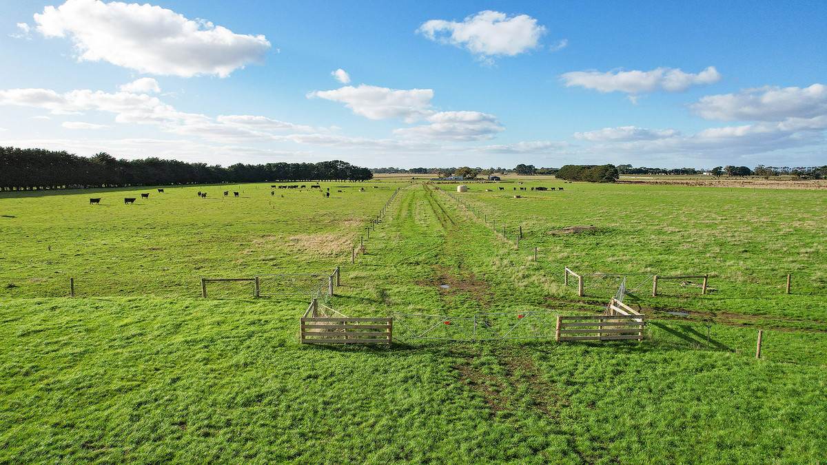 59 Gapes Road, Winslow For Sale by Farmbuy.com - image 25