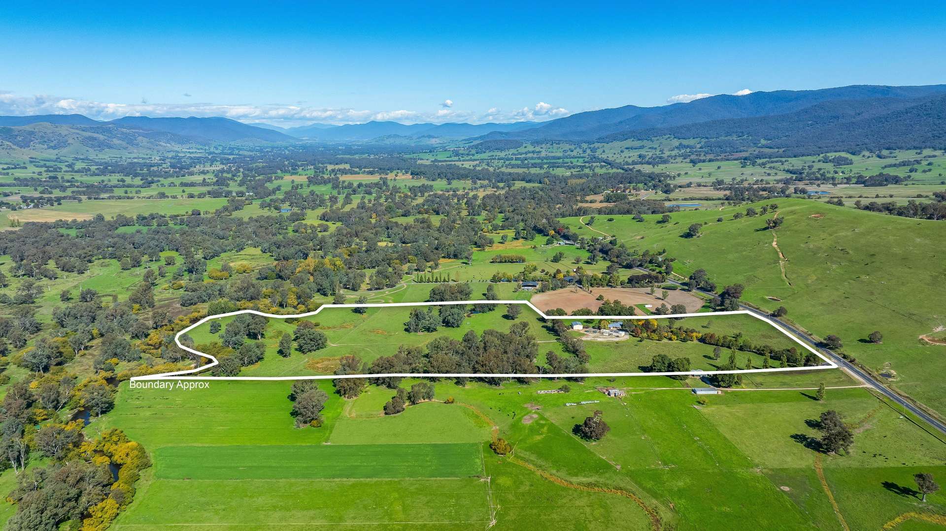 2123 Kiewa Valley Highway, Kergunyah Auction by Farmbuy.com - image 1