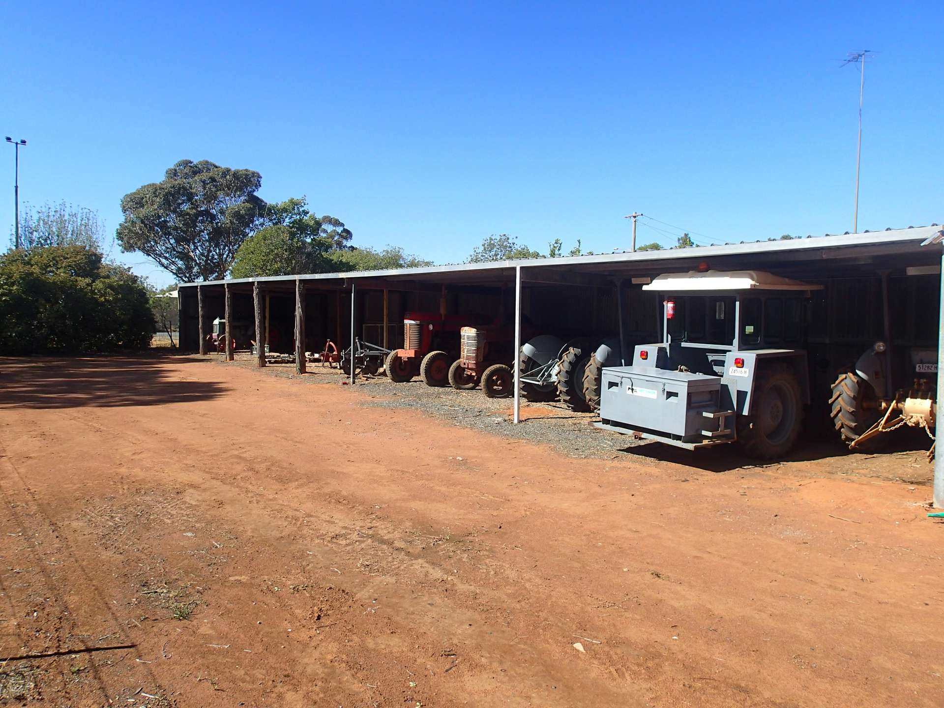 6 Patey Street, Oaklands For Sale by Farmbuy.com - image 14