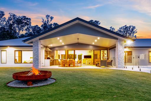 189 Shadbolt Road, Mothar Mountain QLD 4570