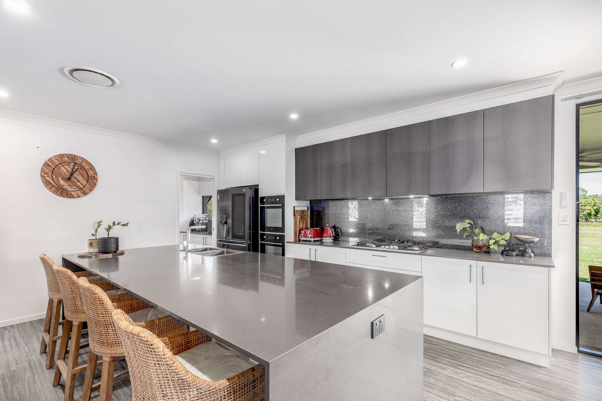 27 Vantage Road, Chatsworth For Sale by Farmbuy.com - image 4