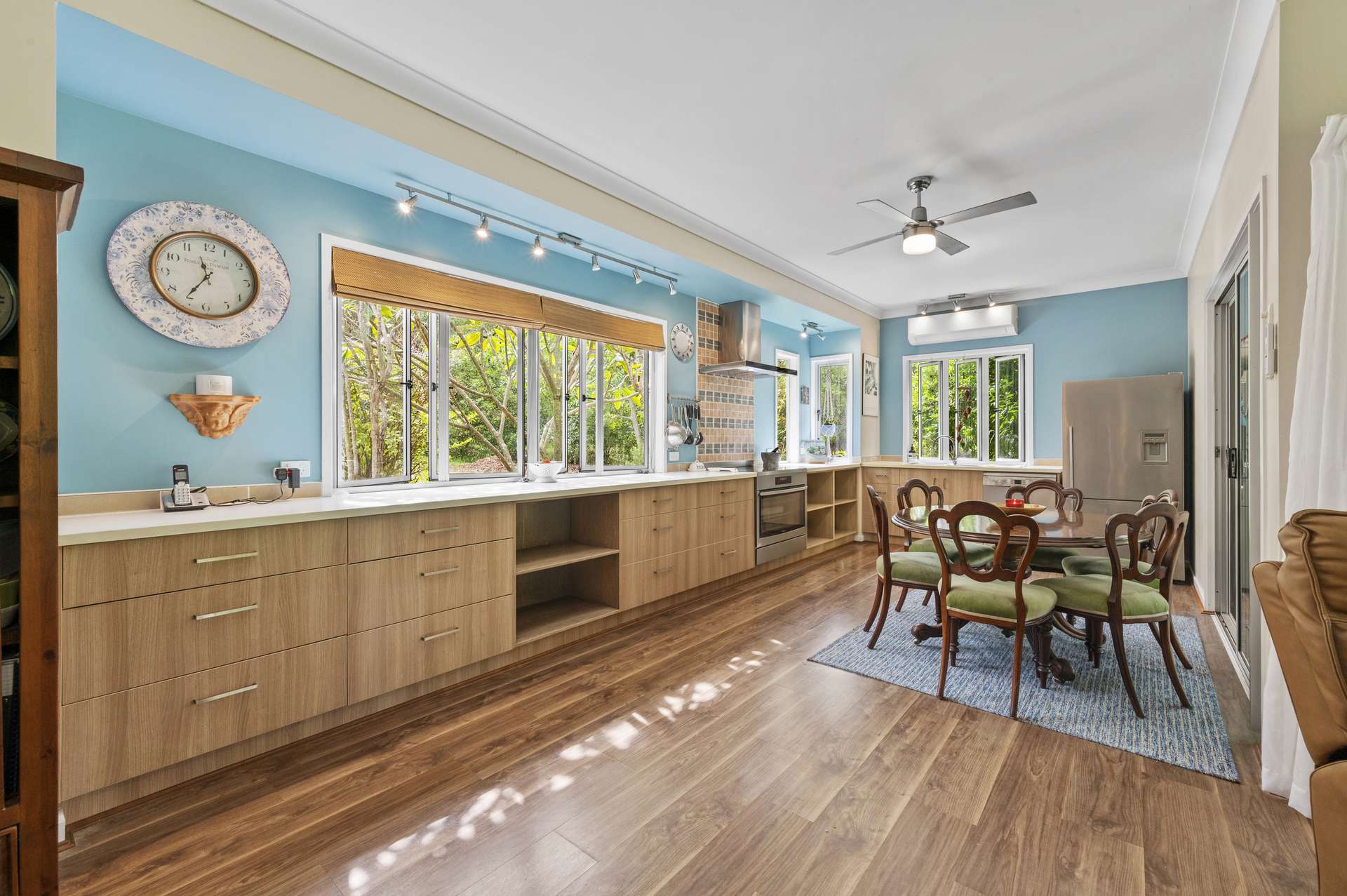1 Bellbird Court, Cedar Creek For Sale by Farmbuy.com - image 9