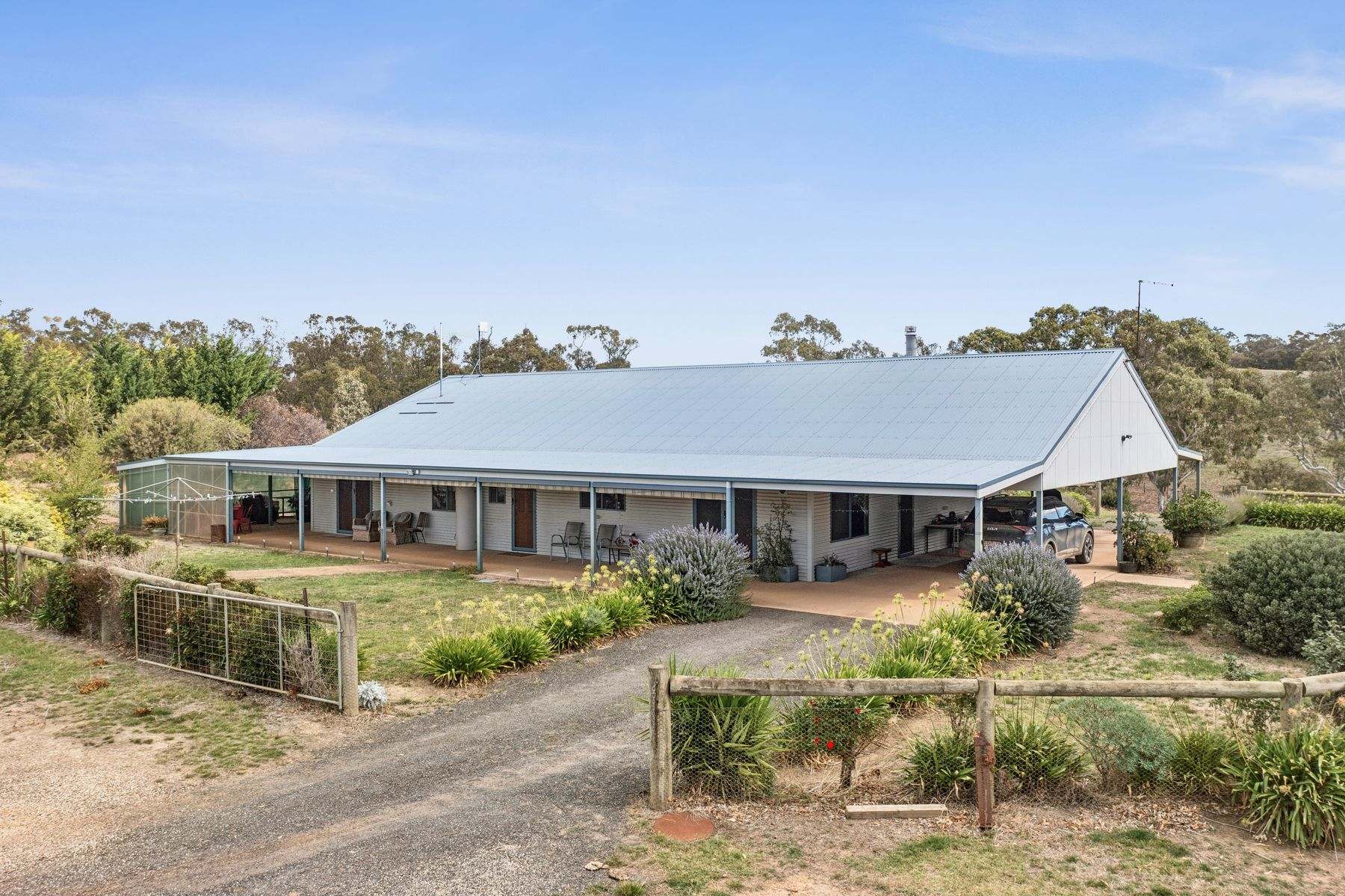 1335 Dairy Flat Road, Tooborac For Sale by Farmbuy.com - image 2