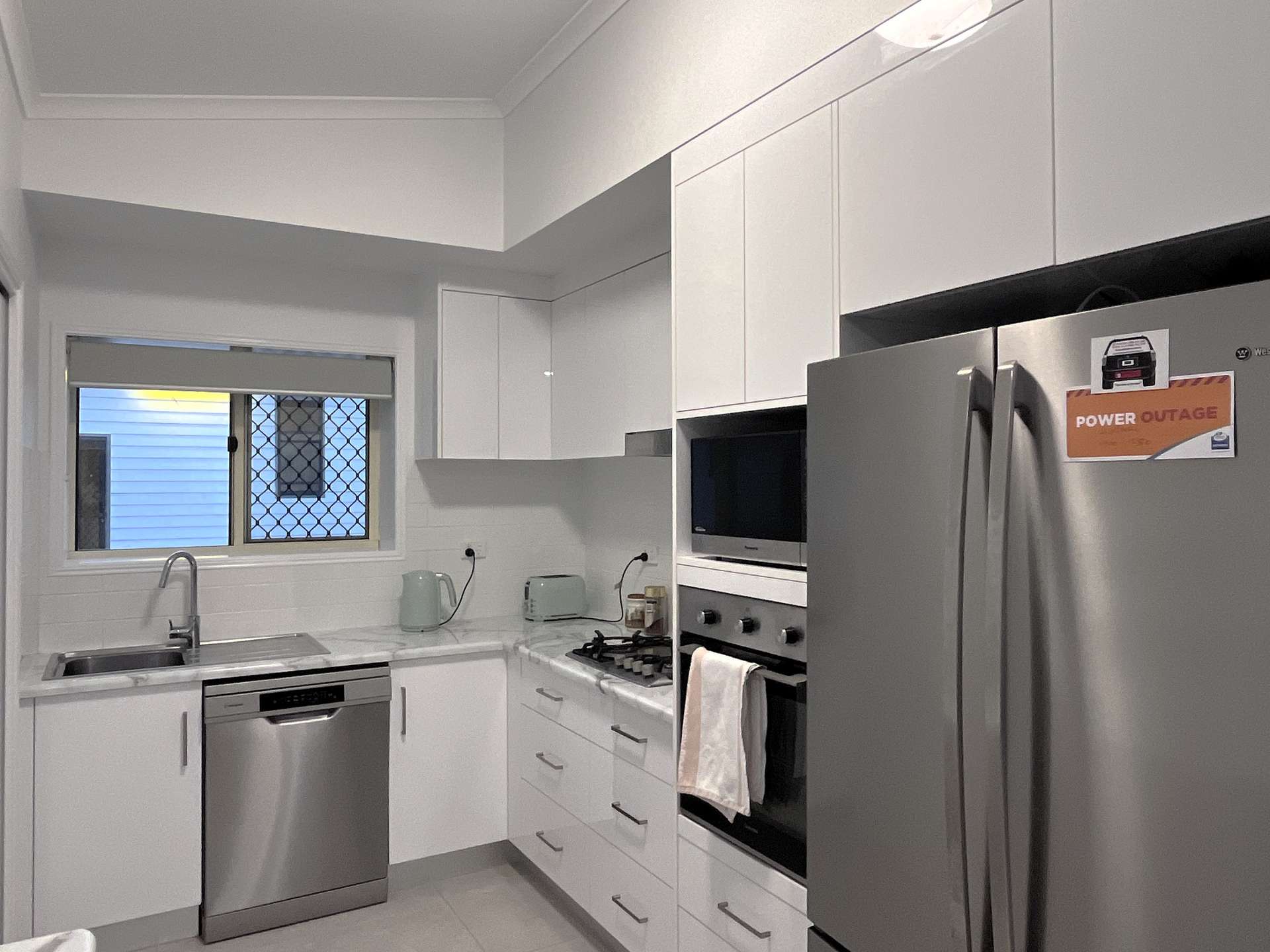 Devereux Creek For Sale by Farmbuy.com - image 31