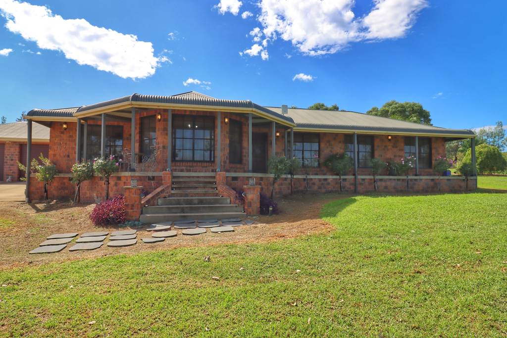 24 SAINES ESTATE ROAD, Young NSW 2594