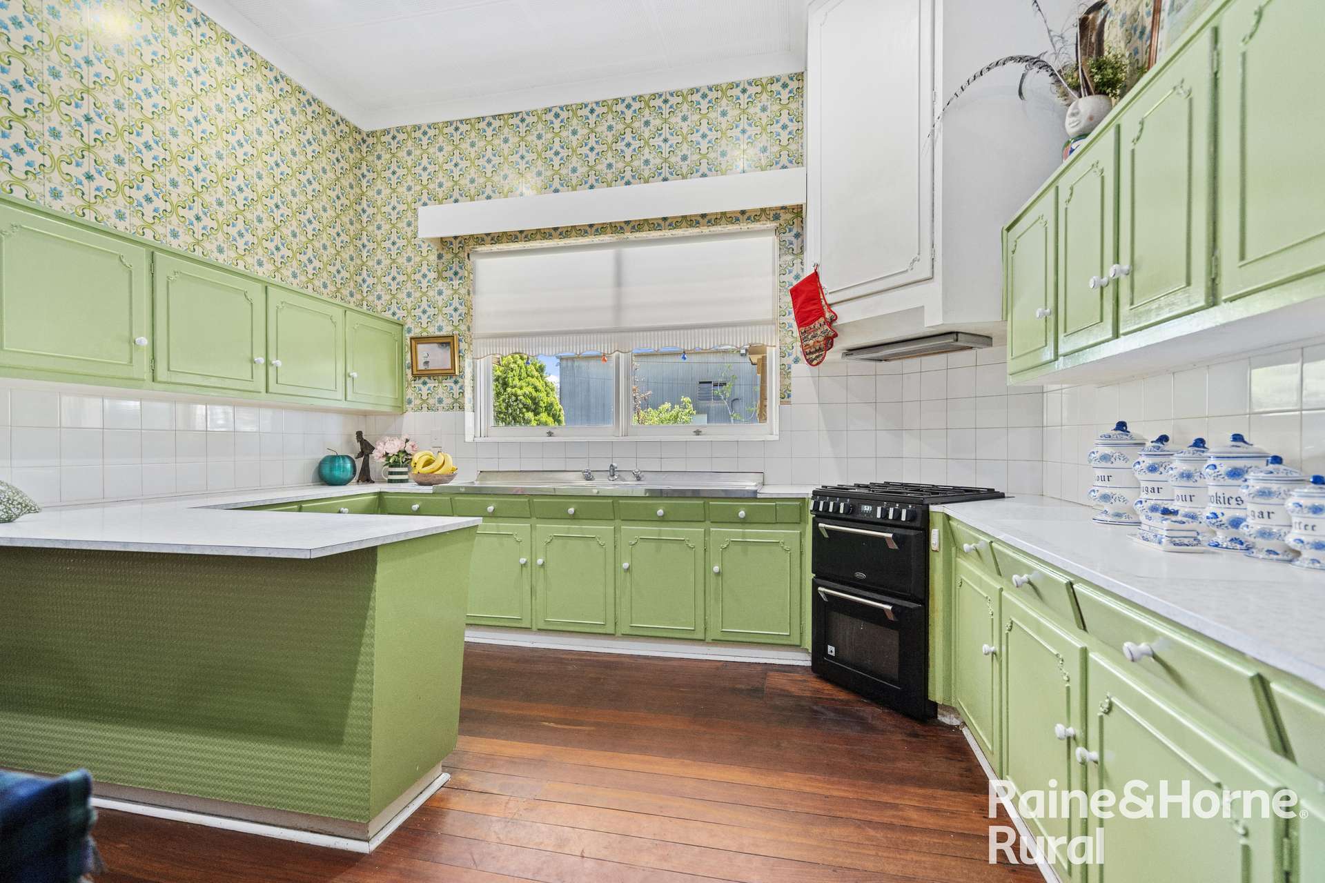 12 Tiers Road, Woodside For Sale by Farmbuy.com - image 9
