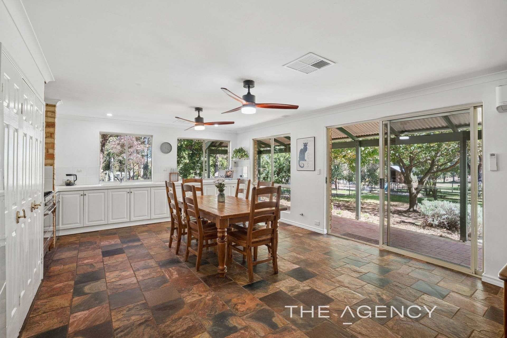 2925 Lilydale Road, Chidlow For Sale by Farmbuy.com - image 9