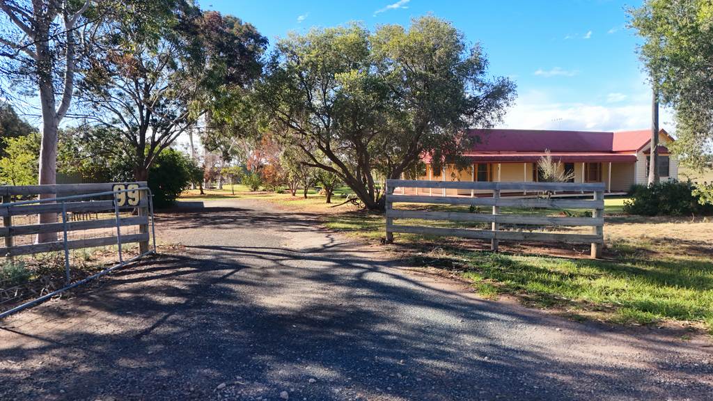 99 Harris Road, Nyah West VIC 3595