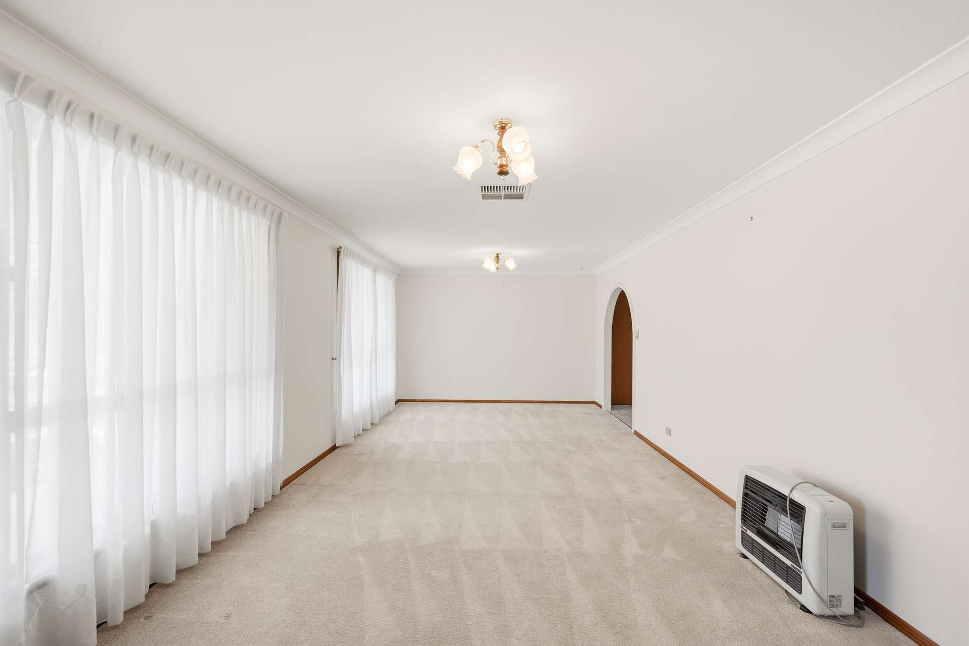 8 Coorigil Street, Tamworth For Sale by Farmbuy.com - image 4