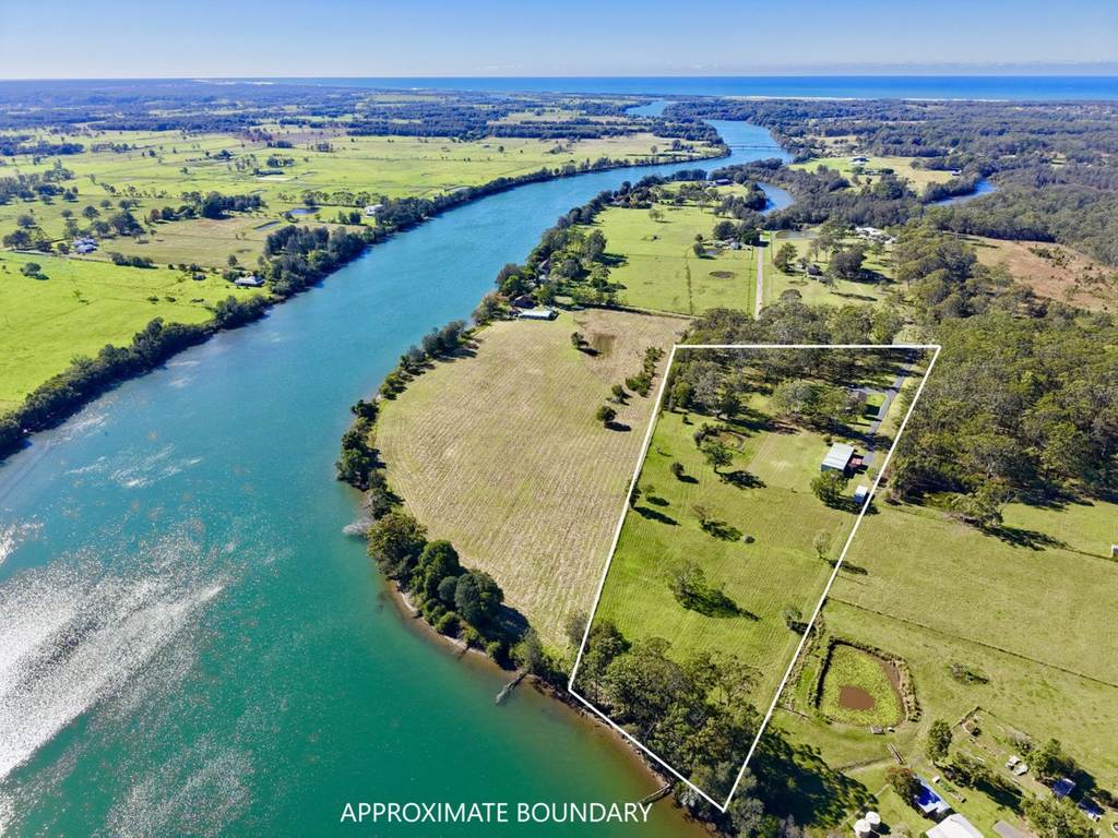 239 Warwiba Road, Old Bar NSW 2430