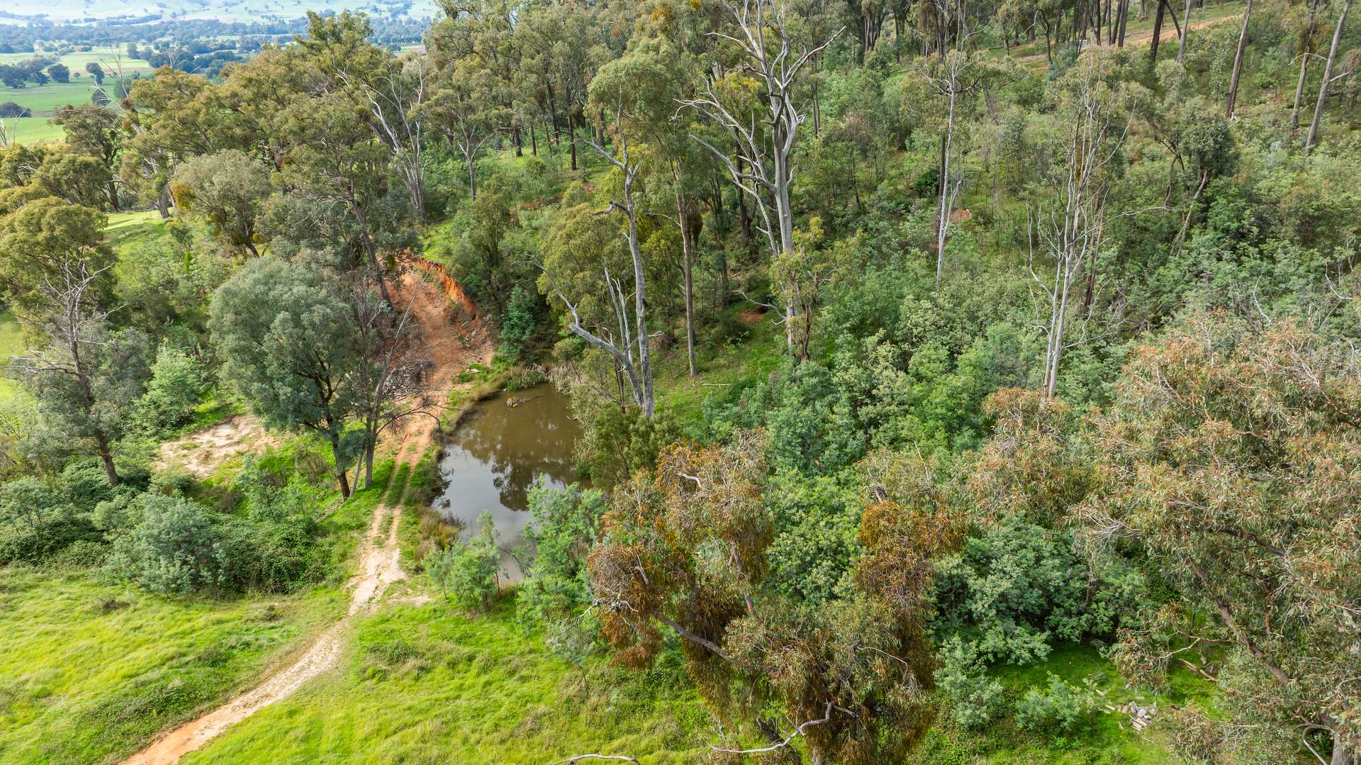 227 Besley Lane, Kergunyah For Sale by Farmbuy.com - image 28