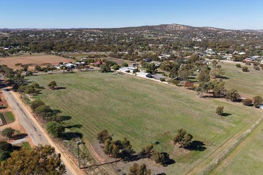 Lot 304&comma; Henry Road, York WA 6302