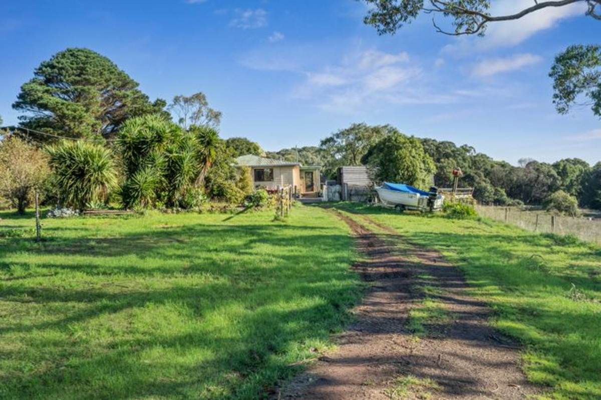 359 Bucks Road, Simpson For Sale by Farmbuy.com - image 13