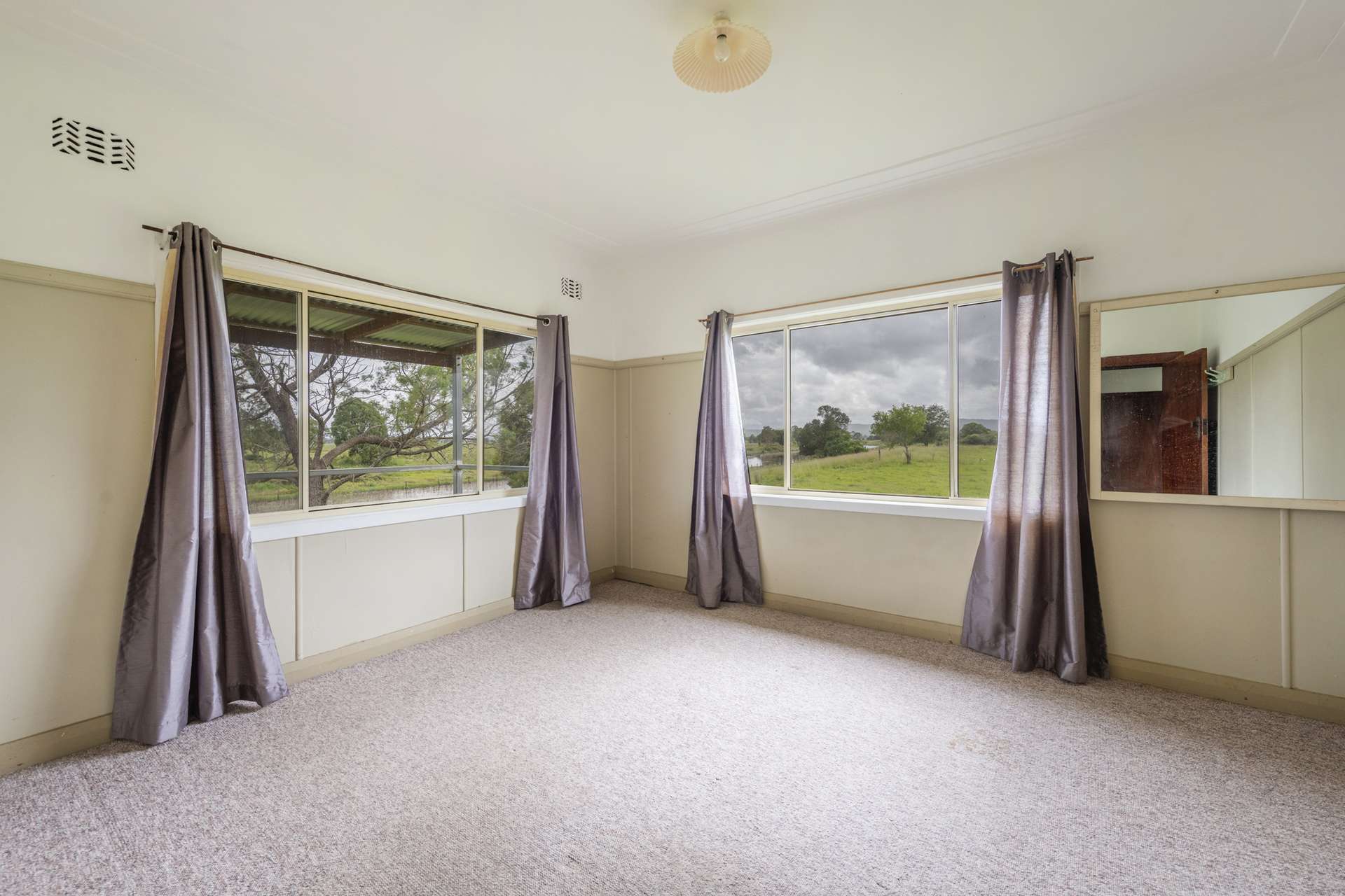 13 Coulters Lane, Calliope For Sale by Farmbuy.com - image 4