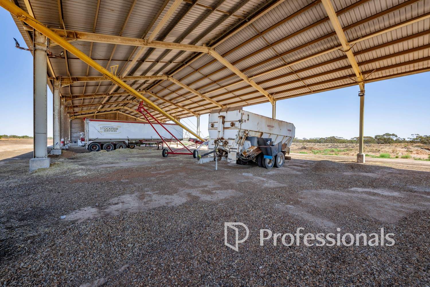 4463 Benetook Avenue, Koorlong For Sale by Farmbuy.com - image 35
