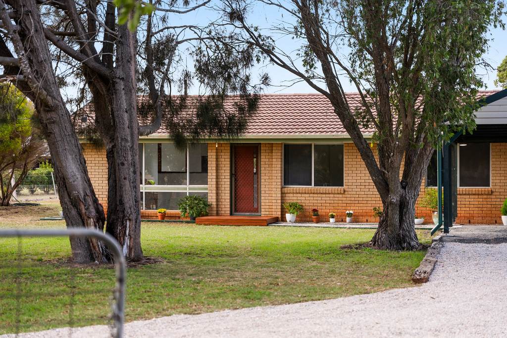40 Allen Road, East Greenmount QLD 4359