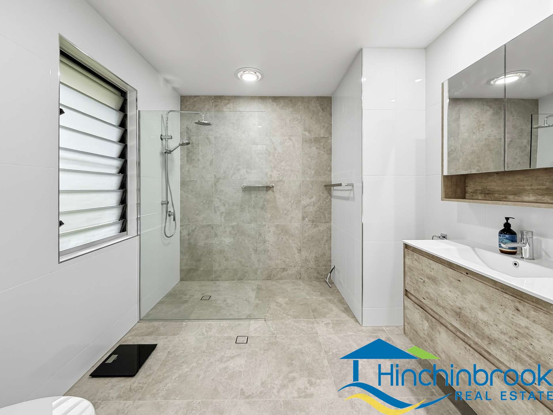 43 Clift Road, Cardwell For Sale by Farmbuy.com - image 10