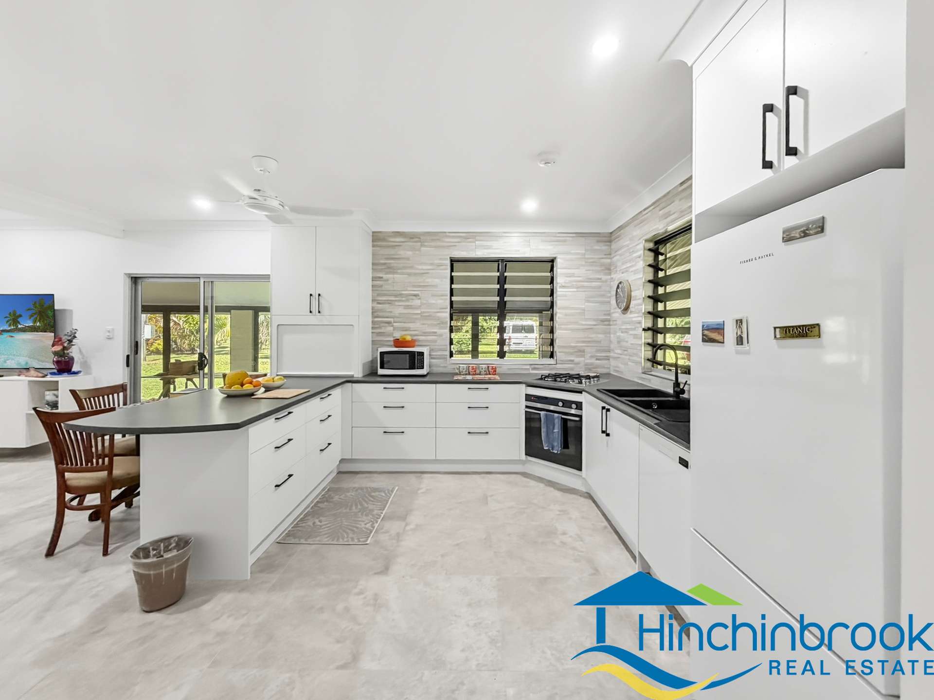 43 Clift Road, Cardwell For Sale by Farmbuy.com - image 3