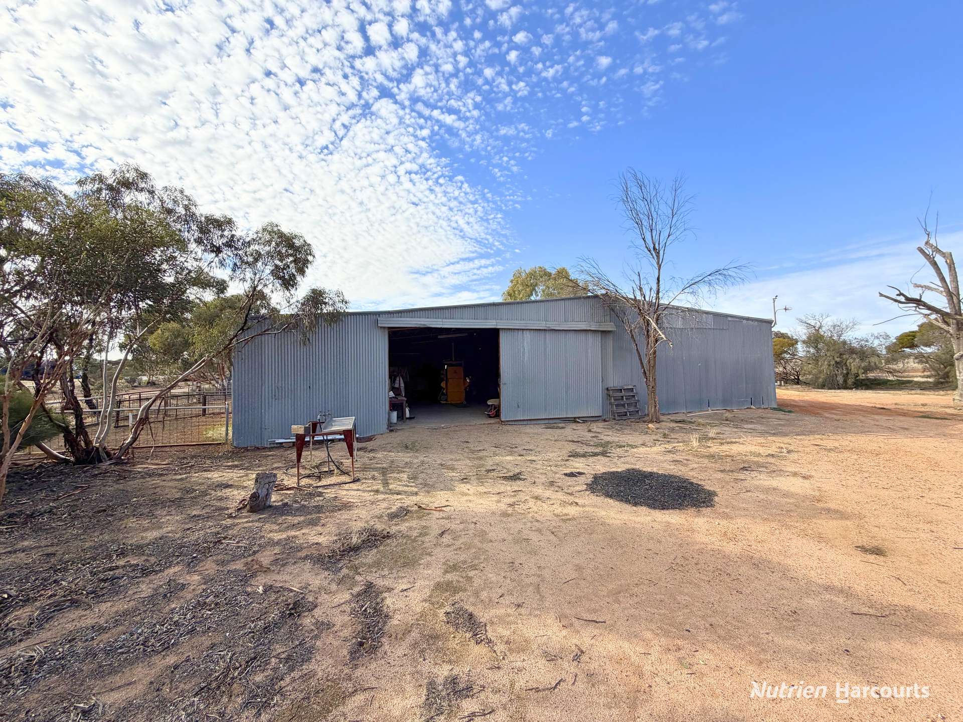 60 Hughes Road, Merredin For Sale by Farmbuy.com - image 8