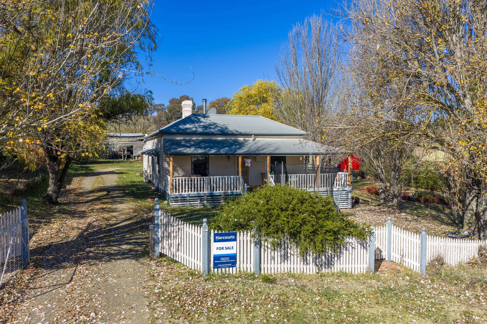 15 Cooper Street, Omeo For Sale by Farmbuy.com - image 1