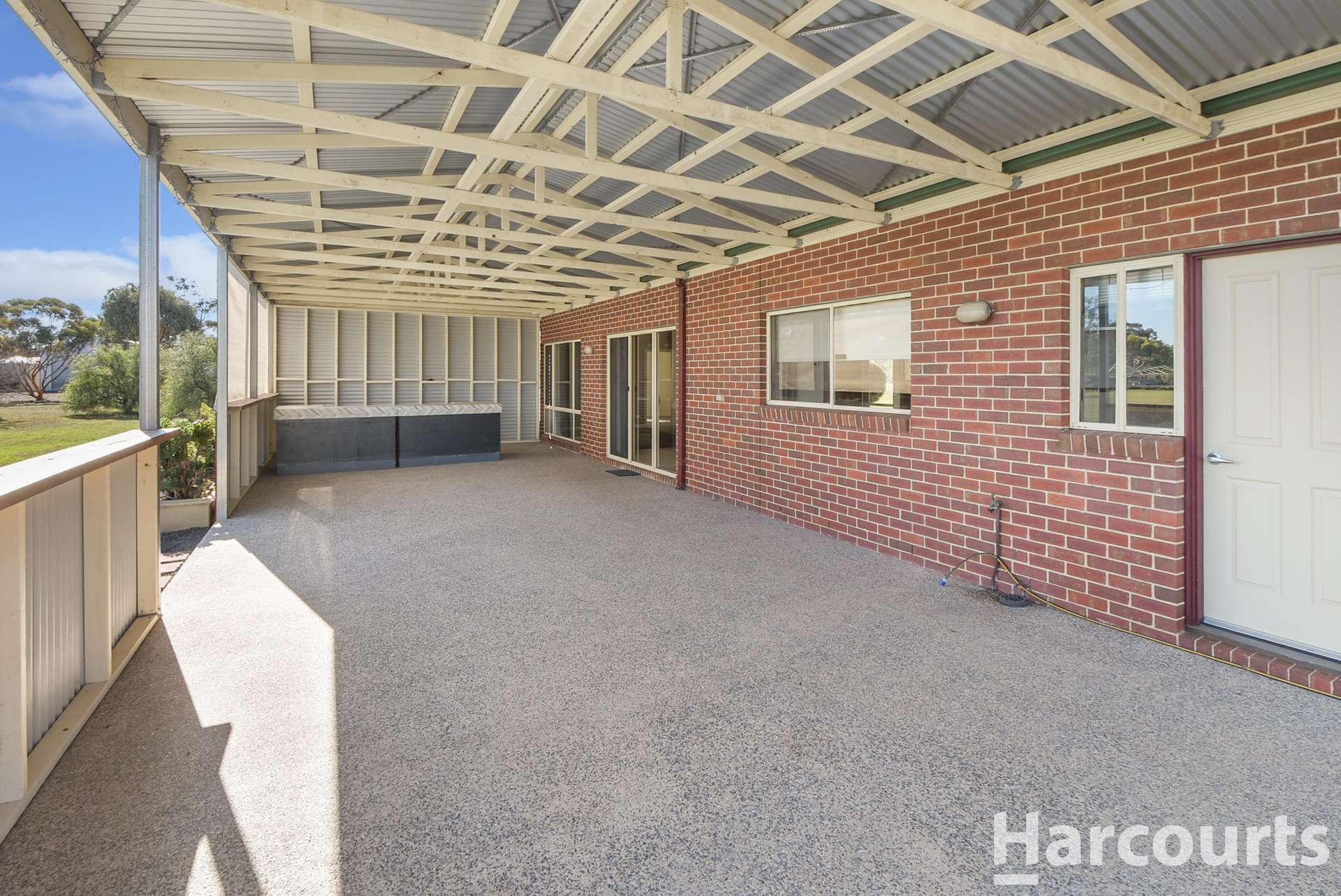 64 Walnut Avenue, Horsham For Sale by Farmbuy.com - image 17