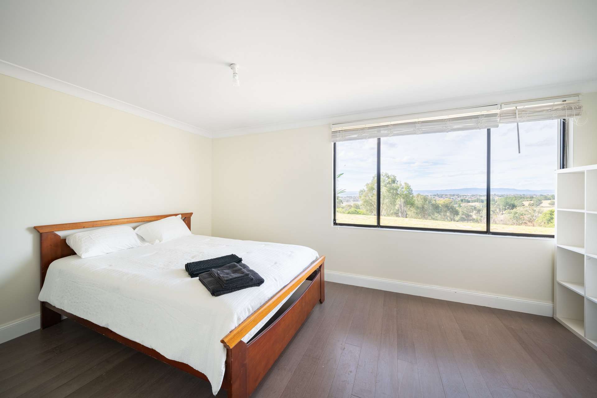 241 Hartwood Avenue, Robin Hill Auction by Farmbuy.com - image 31