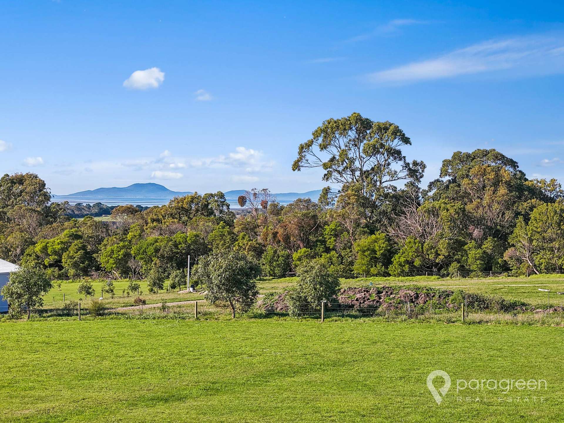 20 Oberon Vista, Foster For Sale by Farmbuy.com - image 1