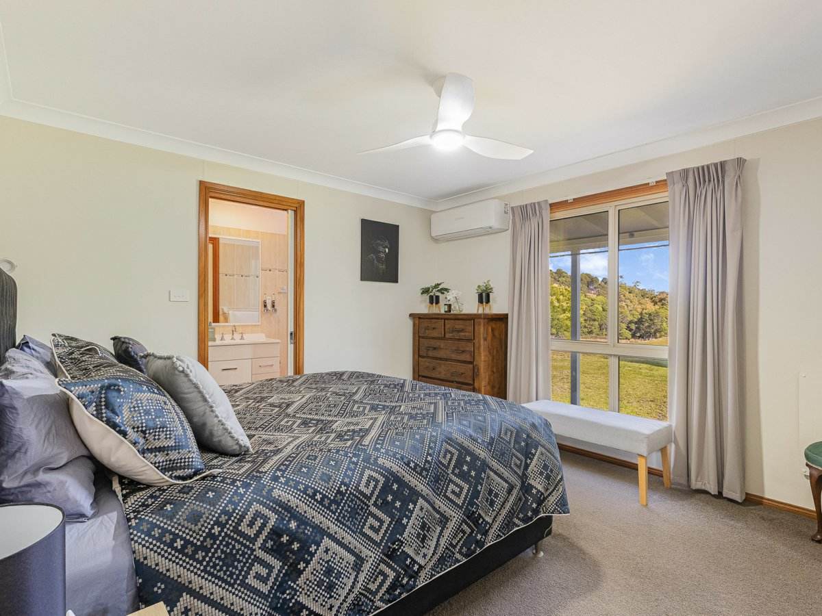 11 Wattle Place, Bega For Sale by Farmbuy.com - image 14
