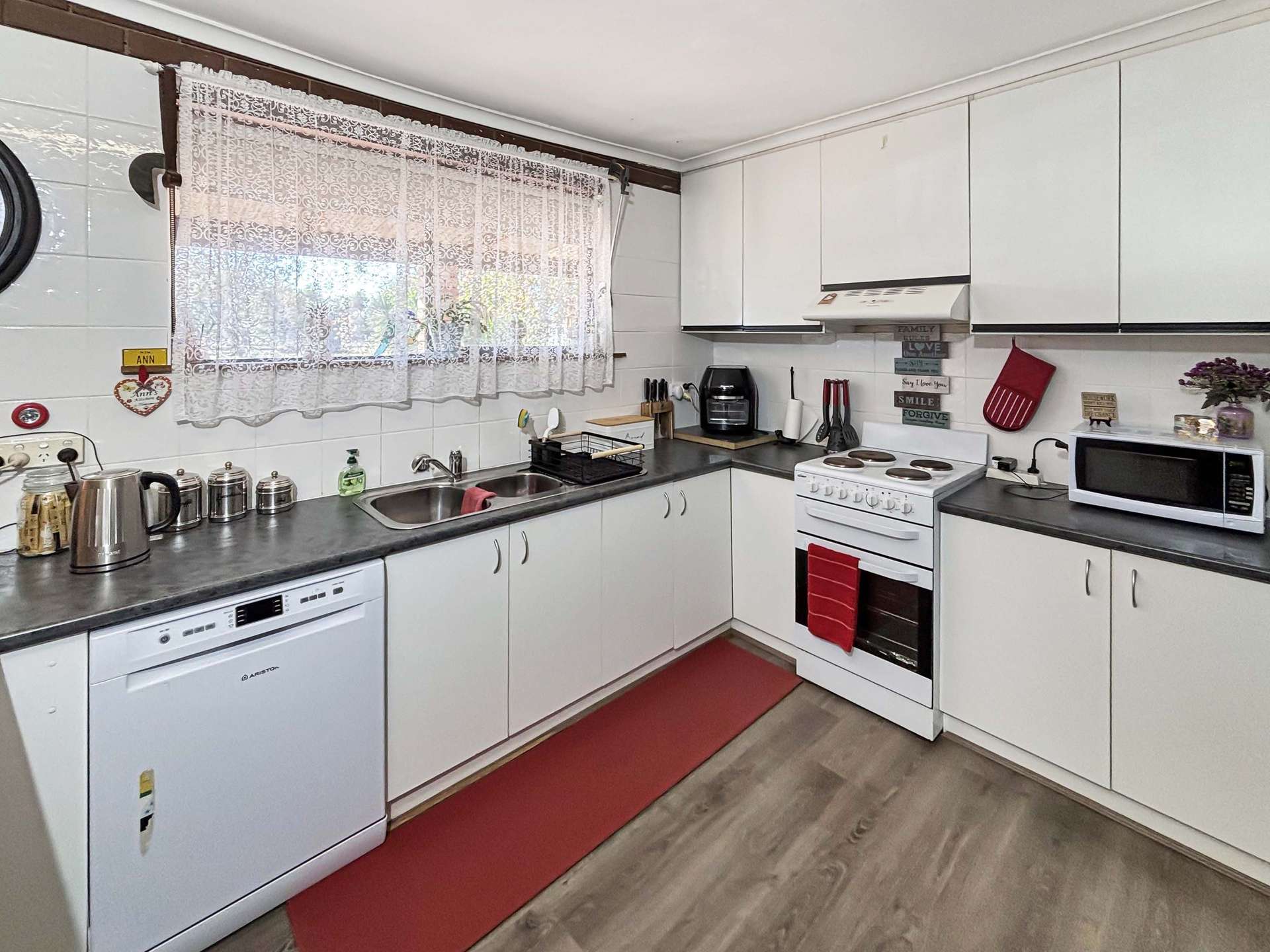 5 Bomen Street, Goolgowi For Sale by Farmbuy.com - image 6